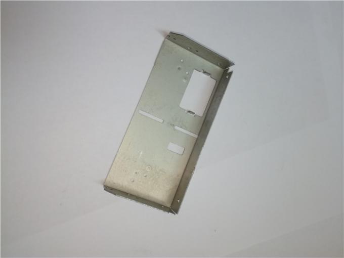 Гальванизированные проштемпелеванные части металлического листа подгонянные для компьютера покрывают/электрические коробки 0