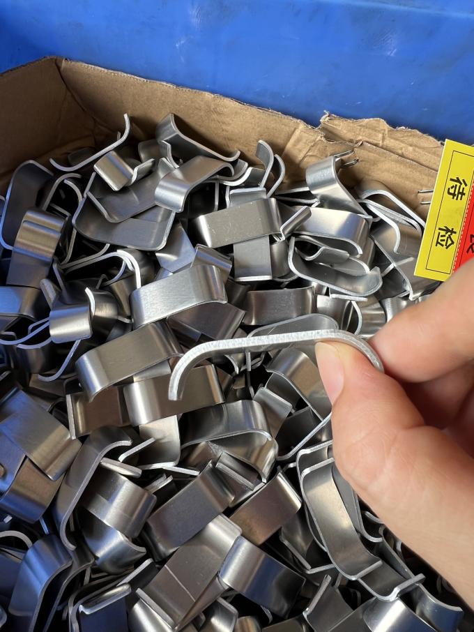 Stainless Steel Spring Clip – High Strength, Precision Design, Resistant to Wear